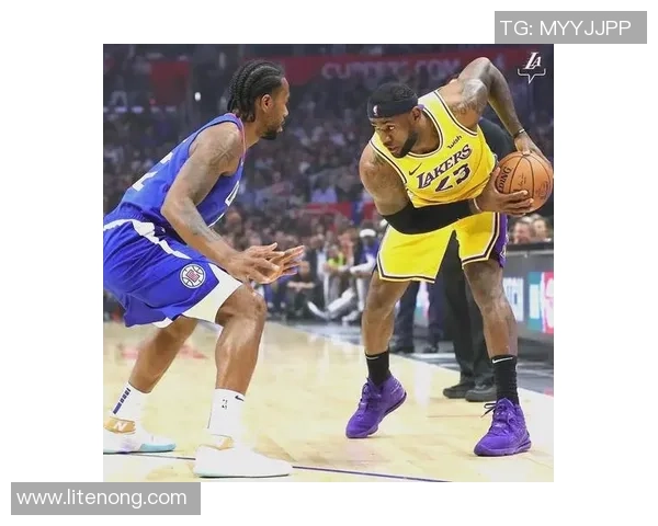 快船与湖人激战升级 洛杉矶德比再掀高潮 看点十足精彩纷呈